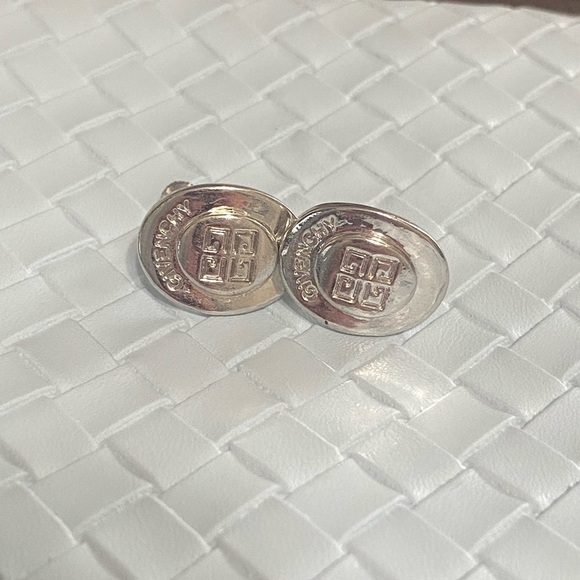 Authentic Givenchy vintage silver adjustable clip on earrings - Picture 11 of 12